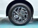 当店の車両は大量仕入れ、大量販売を行っておりますので、お客様にお安くご提供させていただいております。