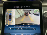 【アットホームな雰囲気のお店です】メルセデスに精通したスタッフが、心をこめてお車選びをお手伝い致します。是非メルセデスベンツへの想いをお聞かせください