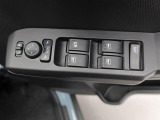 当社は購入後のアフターケアを大切にしております。納車後、1ヶ月無料点検、半年ごとにあんしん点検、12ヶ月法定点検の誘致をします。また車検までの点検をセットにした『ワンダフルパスポート』を販売中です。