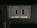 災害時の停電でもアルファードから電気が摂れます。不安な時代の安心人気装備です。