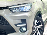 【シーケンシャルターンランプ付きLEDヘッドライト】人気の『流れるウィンカー』付きのLEDヘッドライトを装備♪高級感はもちろん、点灯時は存在感たっぷりで他車からも認識されやすく安心です。