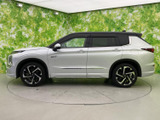 アウトランダー PHEV 2.4 P 4WD 