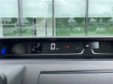 【スピードメーター】メーターがシンプルで見やすく運転しやすいですね。