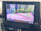 【バックカメラ】駐車時に後方がリアルタイム映像で確認できます。大型商業施設や立体駐車場での駐車時や、夜間のバック時に大活躍!運転スキルに関わらず、今や必須となった装備のひとつです!