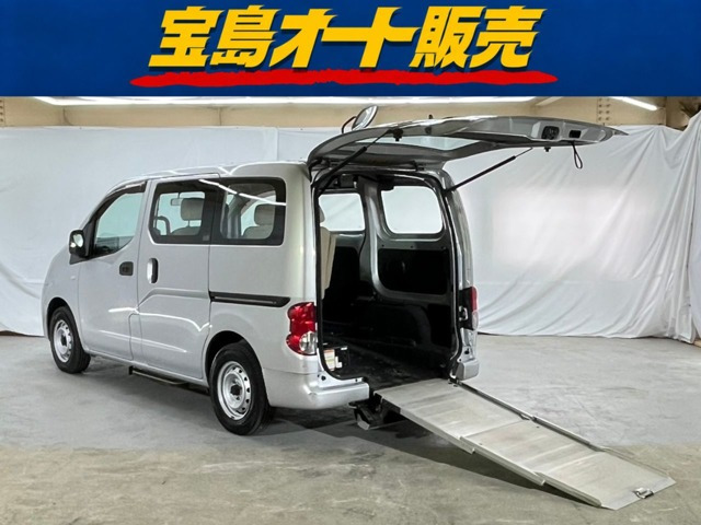 日産 NV200バネット 