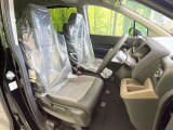 もちろん車内はキレイです♪よりクリーンな状態をキープしたいお客様には『ナノゾーンコート』がおすすめ!新型コロナウイルス対策や、除菌・消臭に効果を発揮し多くの方にご好評いただいております。