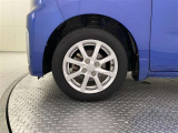 機敏さを引き立てる純正アルミ 155/65 R14 装着!