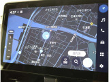 純正ナビを装備。タッチパネル式で使いやすく、お出かけもラクラクです。