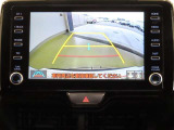 バックモニター付きです。モニターにはガイド線も表示されます。