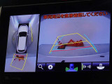 バックガイドモニターを装備しています、車庫入れもラクラクです。パノラミックビューモニターを搭載しています、上からの画像も表示されます。