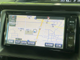 【ナビゲーション】目的地までしっかり案内してくれる使いやすいナビ。Bluetooth接続すればお持ちのスマホやMP3プレイヤーの音楽を再生可能!毎日の運転がさらに楽しくなります!!