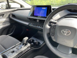 プリウス 1.8 U E-Four 4WD 4WD 修復歴無し