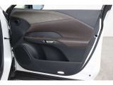 運転席側ドアトリムの画像です