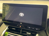 【12.3インチワイドナビ】高級感とインパクトのある大型ワイドナビを装備。各種オーディオ操作はもちろん、横長ワイド画面でのマップ2分割表示など、利便性も高いナビです♪
