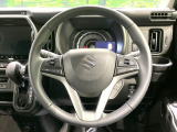 【純正革巻きステアリング】上質な革を使用することで、手にしっかり馴染みとても運転しやすいハンドルです♪