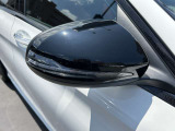 納車前整備は、メルセデスベンツ国際認定メカニックによる最新の検査ライン等の施設が充実した当社工場で入念に行います。メルセデス・ベンツの定める厳しい基準をクリアしたお車のみをご案内させて頂きます。