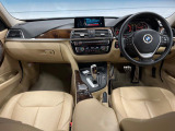 3シリーズセダン 320d ラグジュアリー 