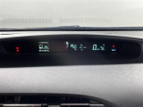 【スピードメーター】メーターがシンプルで見やすく運転しやすいですね!