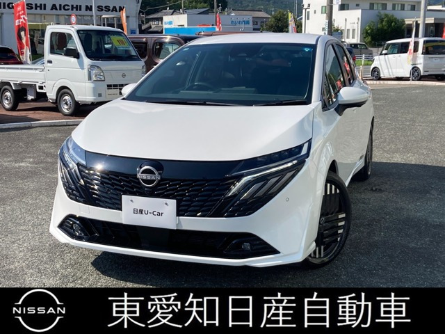 ノートオーラ 1.2 G FOUR レザーエディション 4WD