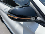 納車前整備は、メルセデスベンツ国際認定メカニックによる最新の検査ライン等の施設が充実した当社工場で入念に行います。メルセデス・ベンツの定める厳しい基準をクリアしたお車のみをご案内させて頂きます。