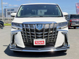 ご覧いただき、誠にありがとうございます。お車についてのご質問やご要望等がございましたら、カーセンサー担当者までお申し付け下さい。お問合せはフリーダイアル0066-9711-893907まで!