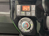 車内空調は&rdquo;AUTOエアコン&rdquo;にお任せ。運転に集中出来ますよ!