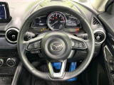 【ステアリングスイッチ】運転中、前方から目線をそらすことなく、オーディオ等の操作が可能な便利機能!安心&快適なドライブを演出してくれます♪