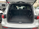 初年度登録から3年間は新車保証(メルセデスケア)を継承して、ご利用になれます。メルセデスケアは一部消耗品や、定期点検までも保証対象となりますので、保証が広範囲です。