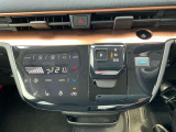 展示車両は全車 クリーニング済。 専門業者さんにて内外装ともにキレイにしてご納車いたします。 また別途、各種コーティングもうけたまわってます。
