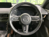 【純正革巻きステアリング】上質な革を使用することで、手にしっかり馴染みとても運転しやすいハンドルです♪