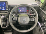 【純正革巻きステアリング】上質な革を使用することで、手にしっかり馴染みとても運転しやすいハンドルです♪