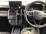 運転中も見やすいメーター。