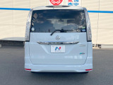 安心の最長10年・走行無制限保証(有償)をご用意。保証内容も充実はもちろん、無料点検&オイル交換や、年中無休の全国・24時間ロードサービスも付帯されておりますのでご安心下さい。