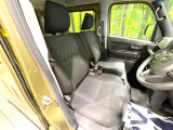 運転席シート廻りは使用感も少なく、良好な状態となっています。丁寧に使われていたことがよくわかりますね。
