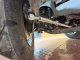 お車を安心してお乗りいただく為には、足回りの定期点検が欠かせません。サービスサポート(有償保証)では無料点検もご提供しており、安心のカーライフをお過ごしいただけるサポート体制が整っています。