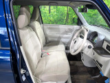 運転席シート廻りは使用感も少なく、良好な状態となっています。丁寧に使われていたことがよくわかりますね。