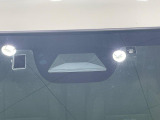【ホンダセンシング】走行中に前方の車両等を認識し、衝突しそうな時は警報とブレーキで衝突回避と被害軽減をアシスト。より安全にドライブをお楽しみいただけます。