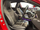 ◆LIBERALAは、輸入車選びの新たなスタイルを提案するインポート・セレクト・ブランドです。オーナー様となる方がクルマから直接感じる感性を第一にした、最良の一台との出会いをコーディネートいたします。
