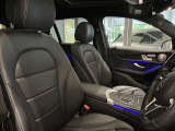 メルセデス・ベンツの定める厳しい基準をクリアしたお車のみをご案内させて頂きます。納車前整備はメーカー規定に基づき100項目以上にも及ぶ点検を熟練のメカニックによって行いご納車させて頂きます。