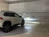LEDヘッドランプです。十分な明るさを保ちつつも消費電力が少なく、バルブ寿命も長いのが特徴です。瞬時にMAXの光量を発揮するのもLEDならではです。