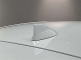 見た目もすっきり、機能的にも高感度なアンテナ仕様。