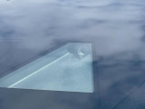 【i-ACTIVESENSE】走行中に前方の車両等を認識し、衝突しそうな時は警報とブレーキで衝突回避と被害軽減をアシスト。より安全にドライブをお楽しみいただけます。