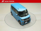 両側パワースライドドア付きだから、狭い駐車スペースなどでの乗り降りラクラク♪小さなお子さまのいるご家庭には嬉しい装備です。