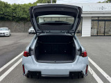 お車はご予約状況などによりご案内出来ない場合がございます。ご来店頂ける際は、事前にご連絡くださいますようお願い申し上げます。