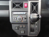 オートエアコンで暑い夏も寒い冬も快適な車内で運転出来ます。運転席・助手席シートヒーター付。冬場でも心地良く運転出来ます。