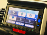 Bluetooth Audio、CD/DVD、フルセグTVと豊富なオーディオが装備されています!!