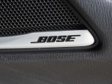 【BOSEサウンドシステム】高性能スピーカーで広がりのある、包み込むような音を体感してください。
