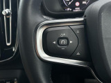 XC40 T4 AWD モメンタム 4WD 本革シート