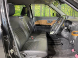 運転席シート廻りは使用感も少なく、良好な状態となっています。前オーナー様が丁寧に使っていたことがよくわかりますね。