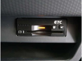 【ETC】高速道路、有料道路の料金をキャッシュレスでスムーズに通過できます。